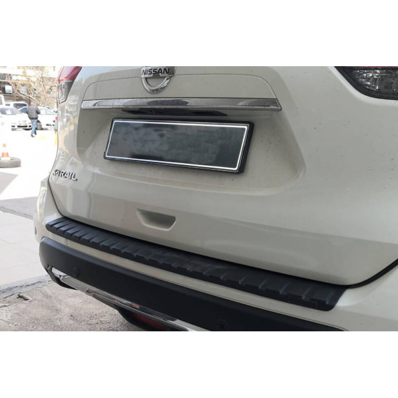 Nissan X-Trail 3 Arka Tampon Eşiği Plastik 2014-2017 Arası