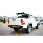 OMSA Toyota Hilux Dakar Çelik Arka Tampon Ledli Sensörlü 2015-2026 Arası
